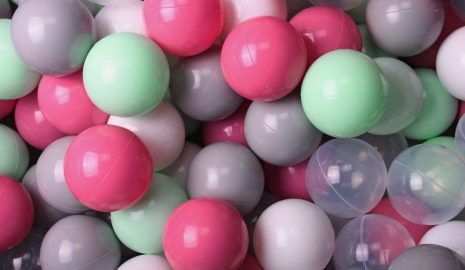 MeowBaby® Zostava 100 ks plastových loptičiek ?7cm mieta, šedá, svetlo ružové, transparent, biela